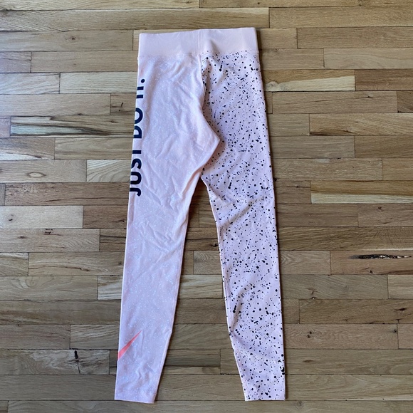 Nike Sportswear Leg-A-See High-Rise Leggings XS - Washed Coral ✨ - Picture 3 of 7